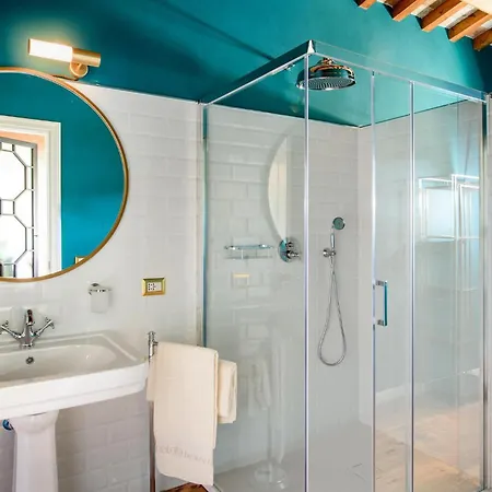 Holiday home Awesome In With Private Swimming Pool, Be Inside Or Outside Massa e Cozzile