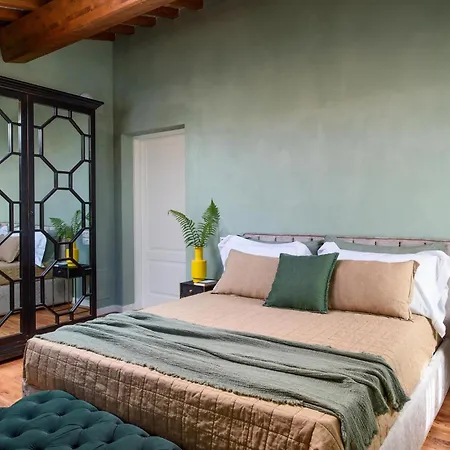 Awesome In With Private Swimming Pool, Be Inside Or Outside Massa e Cozzile