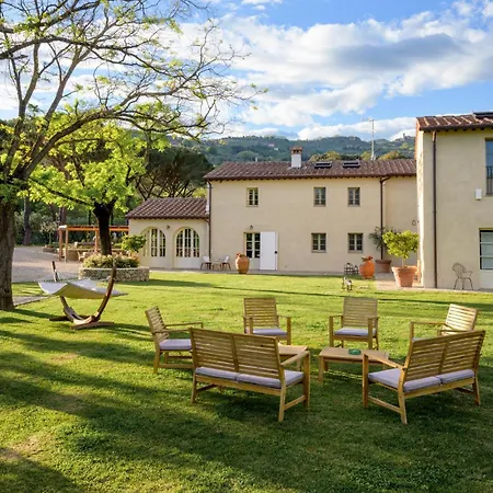 Holiday home Awesome In With Private Swimming Pool, Be Inside Or Outside Massa e Cozzile